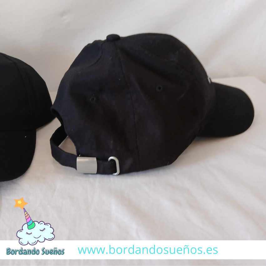 Gorras personalizadas para empresas | Merchandasing y marca privada