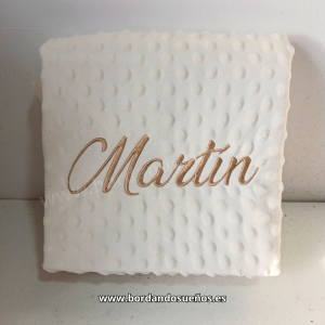 Manta topito personalizada | Nombre bordado