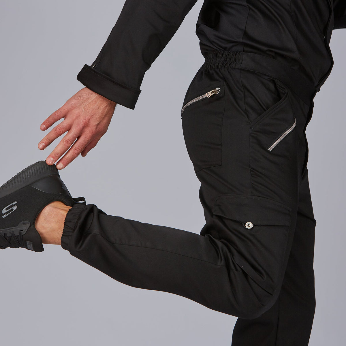 PANTALON UNISEX CREMALLERA SATEN ALGODON