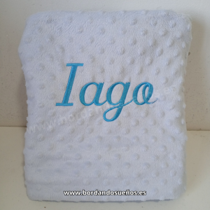 Manta topito personalizada | Nombre bordado
