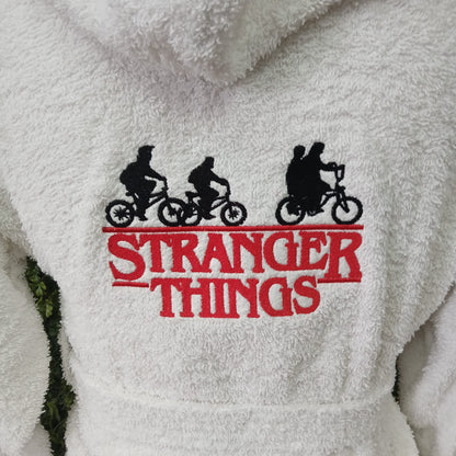 Albornozbordadostrangerthings_2