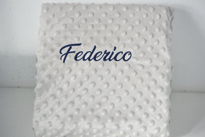 Manta topito personalizada | Nombre bordado