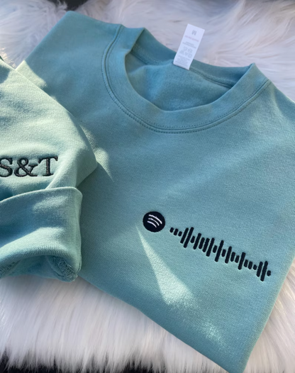 Camiseta personalizada con bordado a juego con el código de Spotify